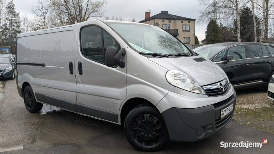 Opel Vivaro Long 20D115 Ciężarowy 3Osoby VAT marża Częstochowa