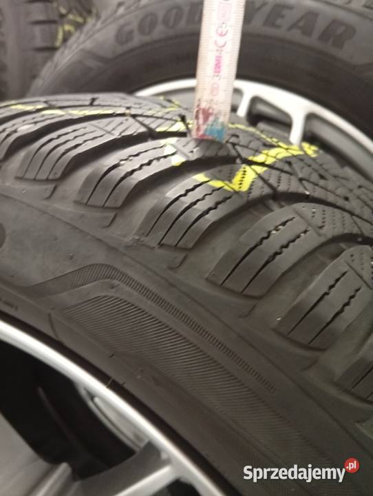 Koła Passat Golf Skoda Audi 2055516 zima 2022r Samochodowe świętokrzyskie Raków sprzedam