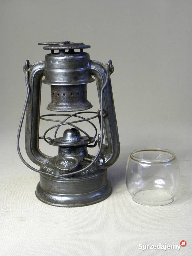 Niemiecka lampa wojskowa naftowa Feuerhand 175 Antyki Legnica