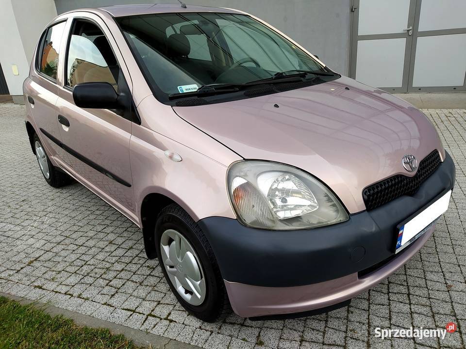 Toyota Yaris 10 2000 Salon 1 WŁaściciel W benzyna Jasło