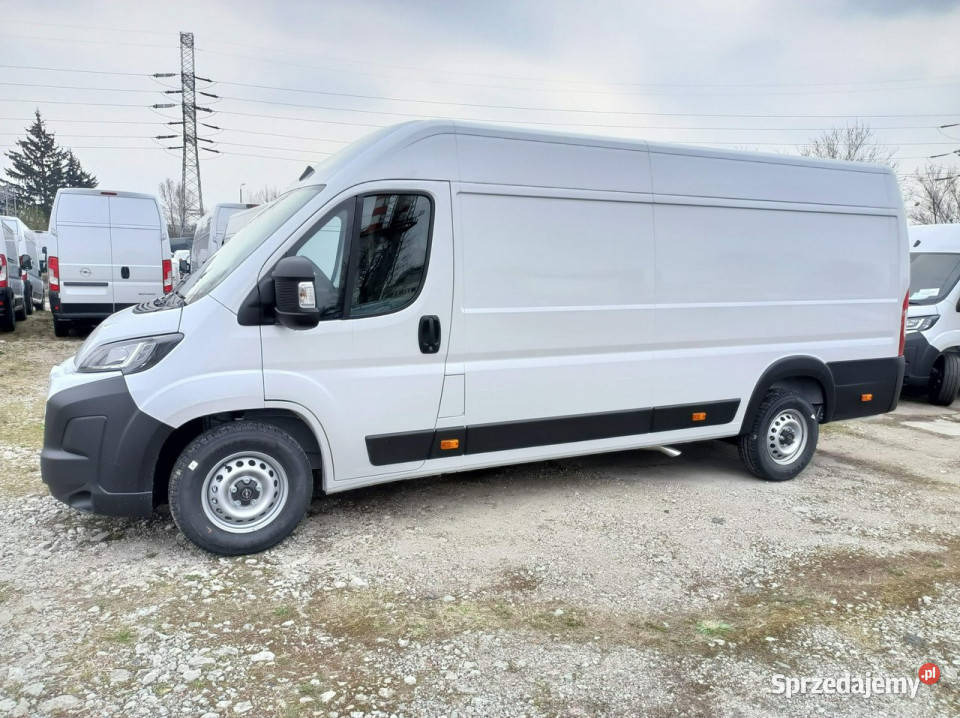 Opel Movano Opel Movano Furgon 140 L4H2 17m3 RP Warszawa