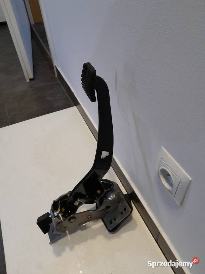 ORGINALNY PEDAŁ SPRZEGŁA HYUNDAI IX 35 16 GDI Skierniewice sprzedam