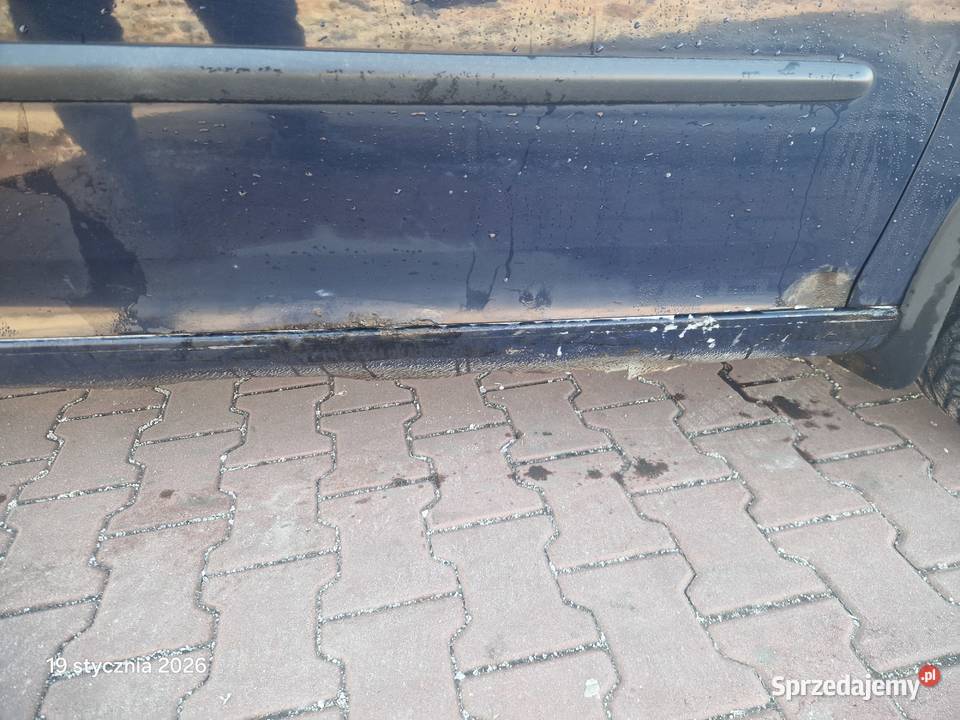 Volkswagen Golf 5 14 benzyna z gazem 1390cm3 Legnica