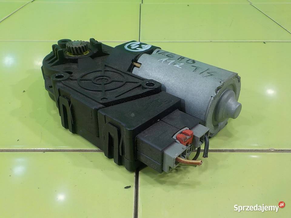 JAGUAR XE 20 D 15r SEDAN 4D silniczek Wyposażenie elektryczne mazowieckie Suków