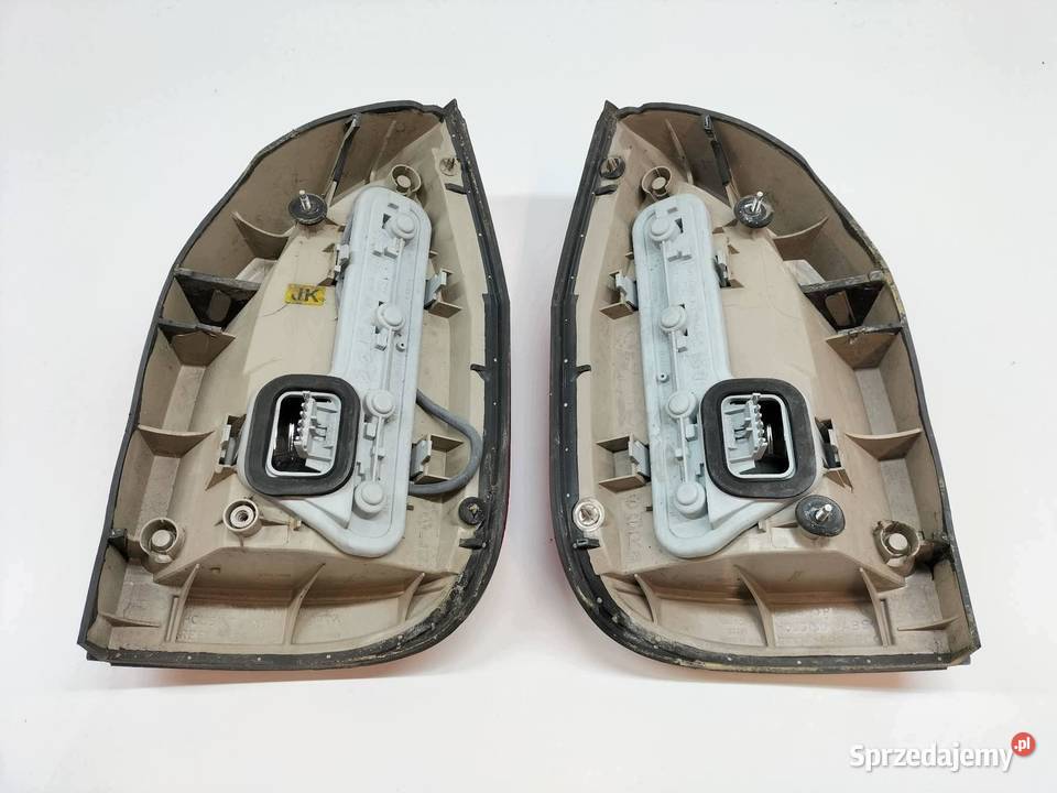 LAMPA TYŁ KOMPLET LIFT EUROPA Opel Zafira I