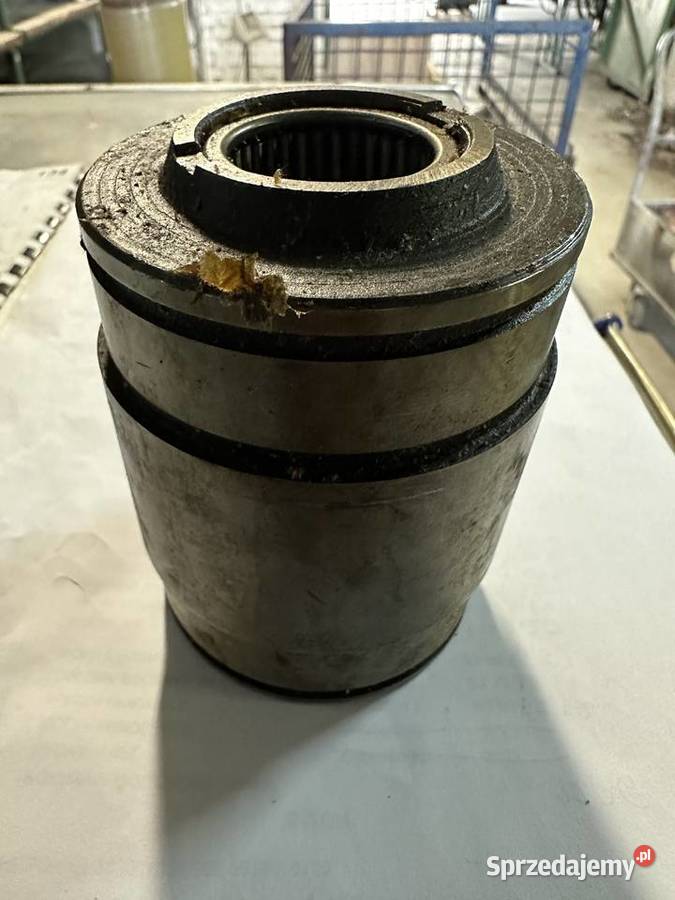 TULEJA SKRZYNKI MTZ 721802062