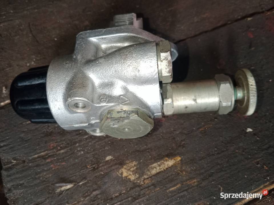 Pompka paliwa IFA w50 nowa oryginalna Poddębice