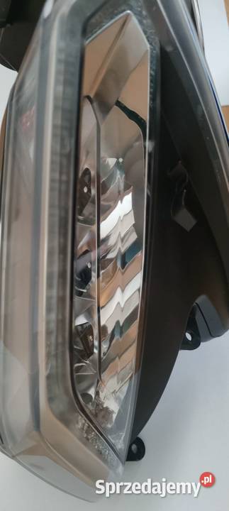 APRILIA RS 660 20 REFLEKTOR LAMPA PRZÓD SPRAWNA sprzedam