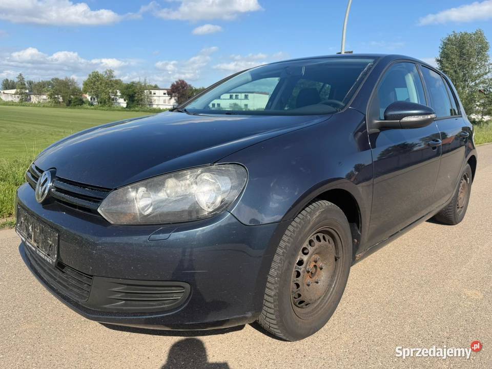 VW GOLF 16 102 140TKM 2009 BARRZO ZADBANY manualna Turek