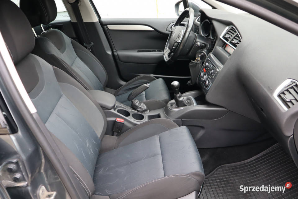 Citroen C4 16 VTi światła przeciwmgielne Zabrze
