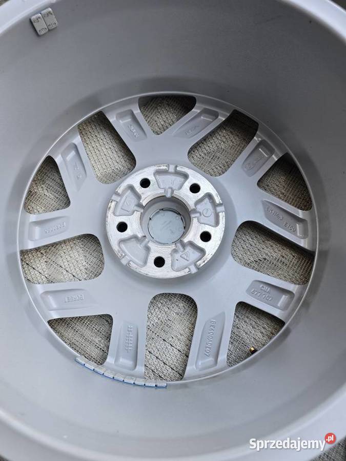 Oryginalne felgi Hyundai Kia R17 17 Kona Sierpc sprzedam