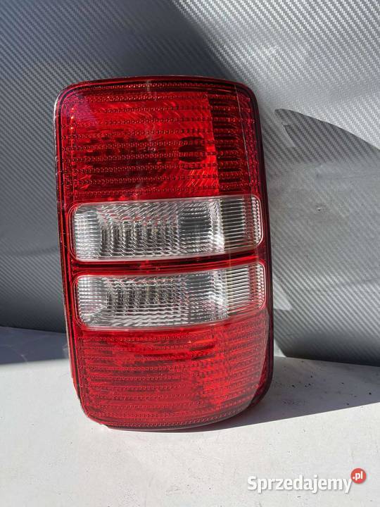VW CADDY 3 PRAWA LAMPA TYŁ Ostroróg