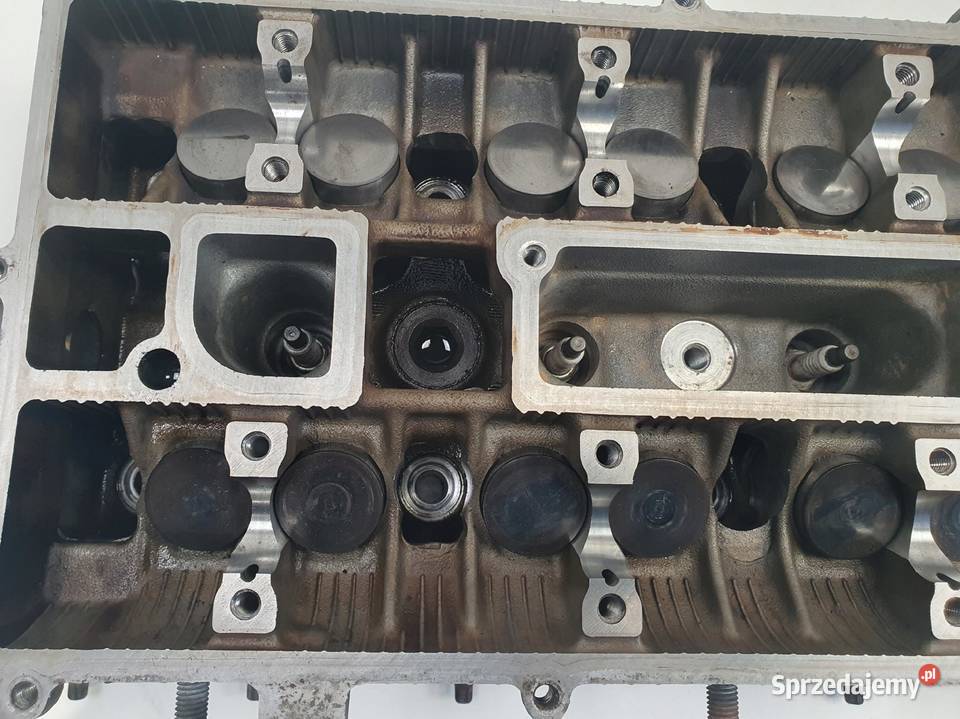 Ford C Focus MK2 18 16V GŁOWICA CYLINDRÓW Rudka