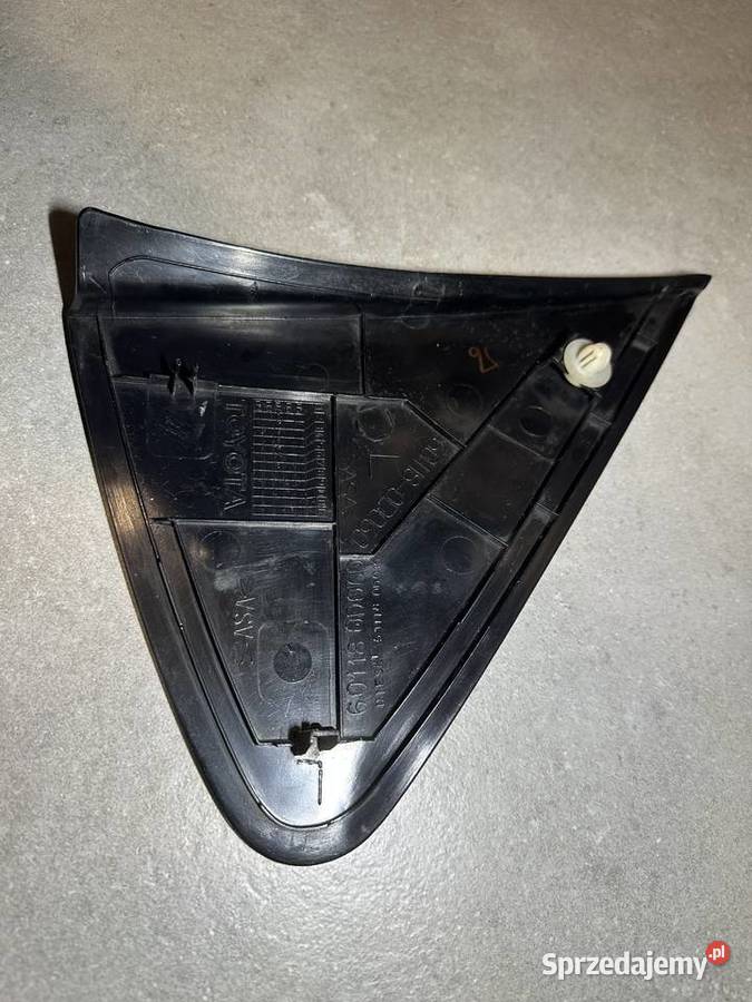 TOYOTA YARIS II LIFT 0911 zaślepka błotnika lewy Białystok sprzedam