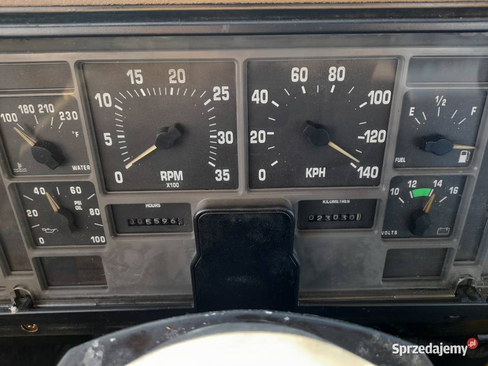 International 4800 4x4 baza do wyjątkowego