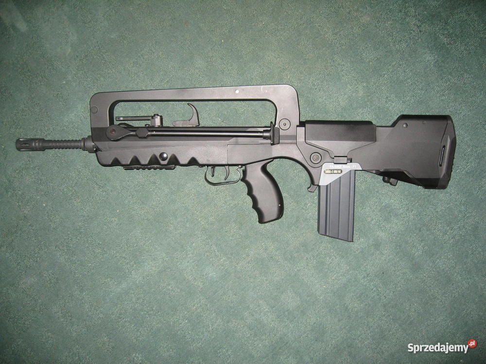 Famas f1 Cybergun kujawsko-pomorskie