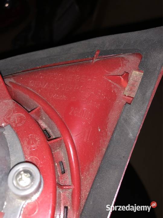 1K6945093F VOLKSWAGEN GOLF V LAMPA TYLNA W KLAPĘ Kozy