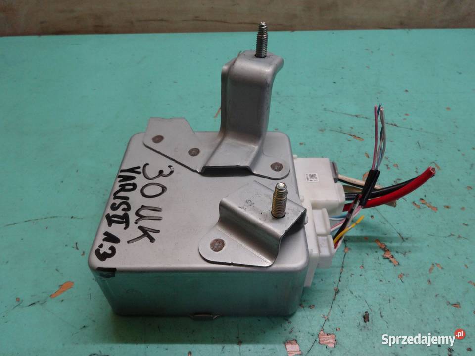 TOYOTA YARIS II LIFT 13 B 09r sterownik pompy osobowe sprzedam