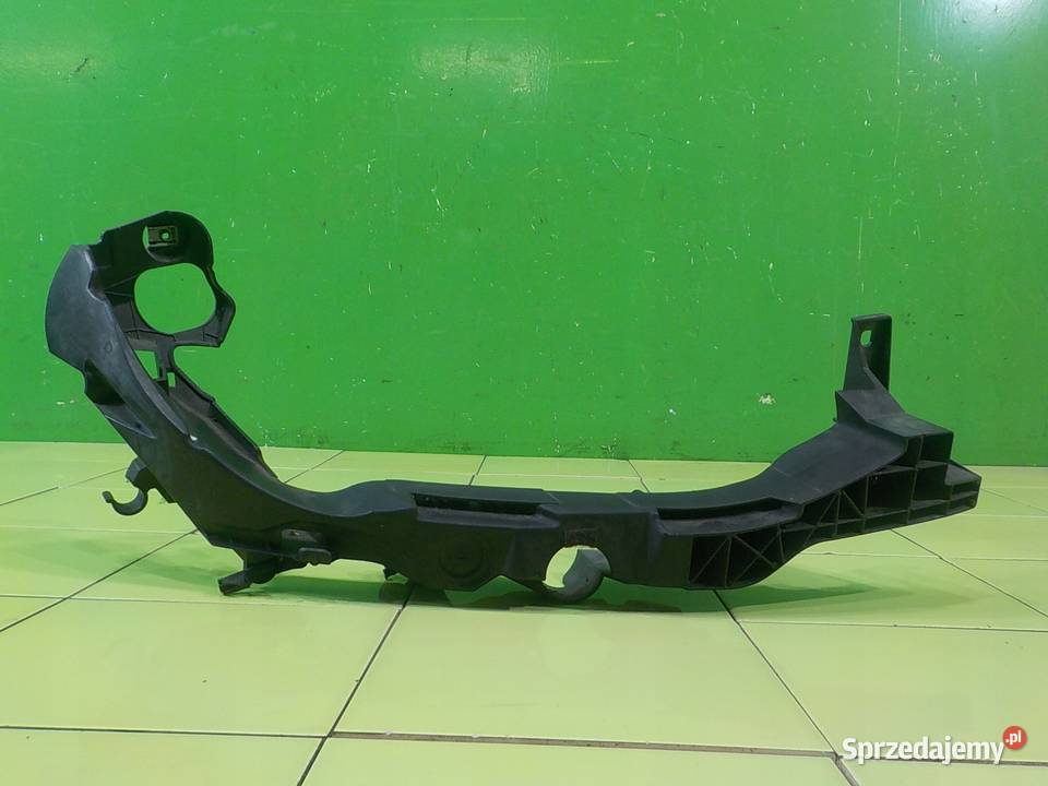 BMW E92 LIFT 20D AUT 10r 2D slizg pod lampe