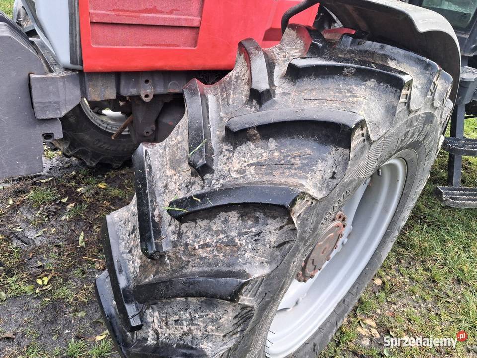 Massey ferguson 8110 zamiana Półbiegi pod obciążeniem