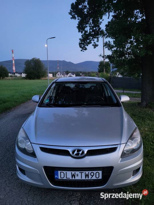 Hyundai i30 I 14 2009r w pełni sprawny z ważnymi 1400cm3 Jelenia Góra