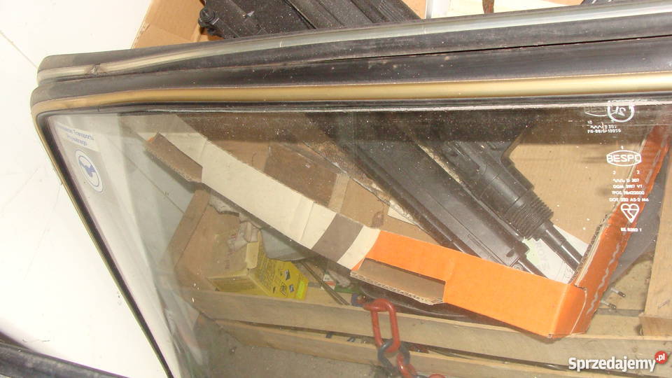 Tylna szyba Fiat 125p Zrzeszenie Transportu Ryki