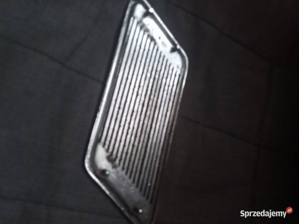 Kratka wlotu powietrza na tylny słupek Fiat 125p Katowice sprzedam