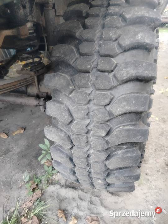 Opony 33 1250 R 15 Stojadła