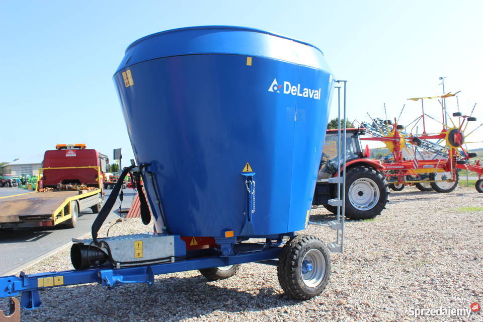 Wóz paszowy DeLaval 810 m 3 Sokoły sprzedam