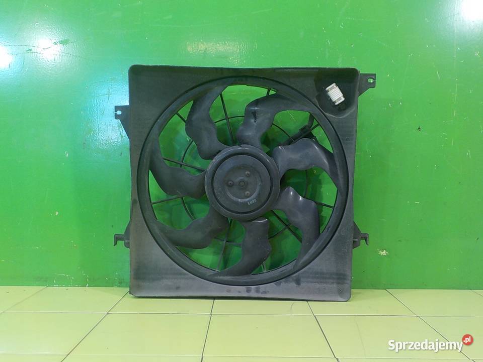 HYUNDAI ix35 17 CRDI 12r 5D wentylator chlodnicy