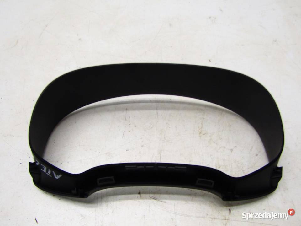 RAMKA OSŁONA LICZNIKA SEAT ATECA 575857241