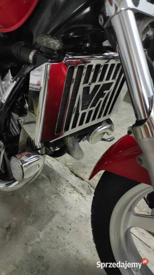 Honda VF750 Magna czerwony Rzgów