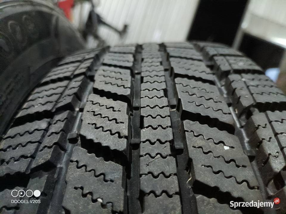 Koła z oponami zimowymi Peugeot Beeper Wiktorowo