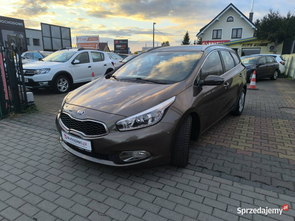 Kia Ceed 16 CRDi 128 Klimatyzacja OPŁACONY II światła do jazdy dziennej Kia lubelskie Łuków