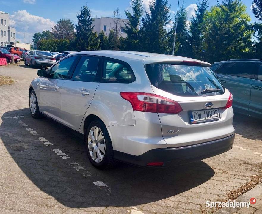 Ford Focus Trend 16 TDCi MR 11 E5 95 2012r