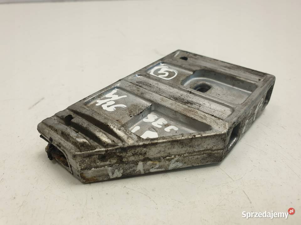 Mercedes C126 W126 COUPE SEC UCHWYT MOCOWANIE osobowe Pozostałe lubelskie