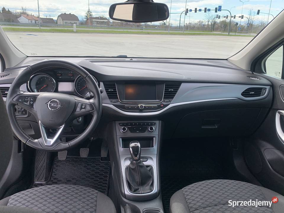 Opel Astra K Hatchback 5d 14 Turbo 125 92kW 2019 nieuszkodzony Astra Motoryzacja małopolskie