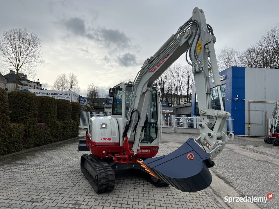 Koparka TAKEUCHI TB240 V3 4 tony Kubota JCB Bielsko-Biała