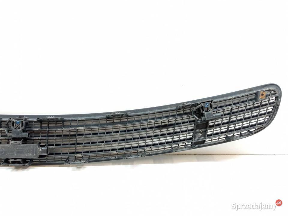 KRATKA WLOT MASKI 2208800205 MercedesBenz Sklasa