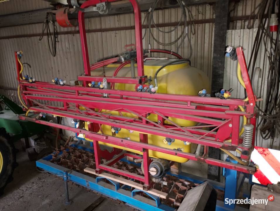 Opryskiwacz zawieszany biardzki 600l amazone Niekarmia