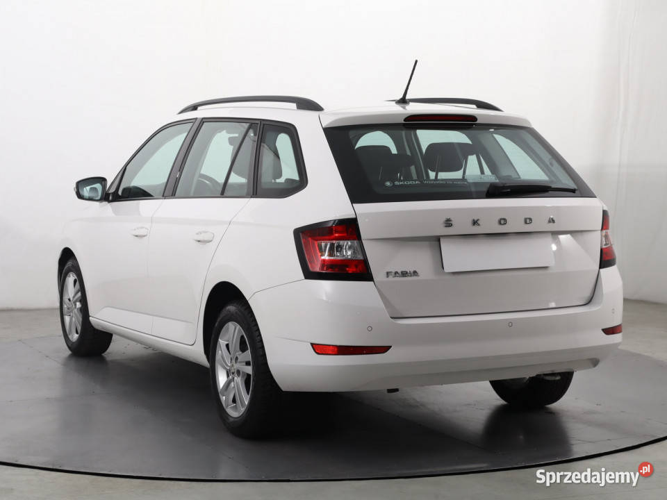 Skoda Fabia 10 TSI pełny VAT Katowice sprzedam