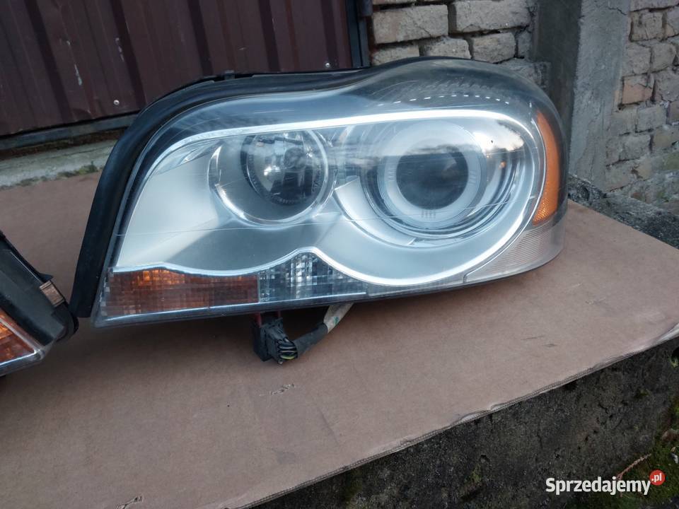 Volvo XC90 Lift Lampy Przód Przednie BiXenon Wąwolnica