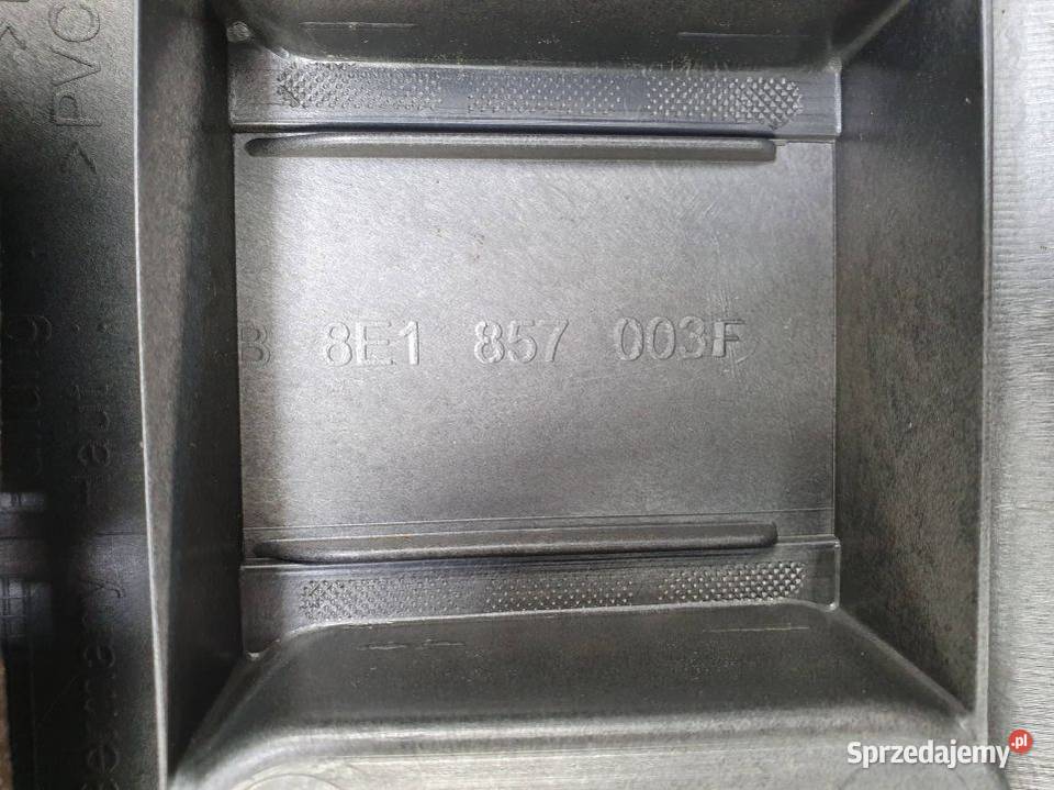 DESKA KOKPIT AUDI A4 B7 8E1858041 Części samochodowe Lipno sprzedam