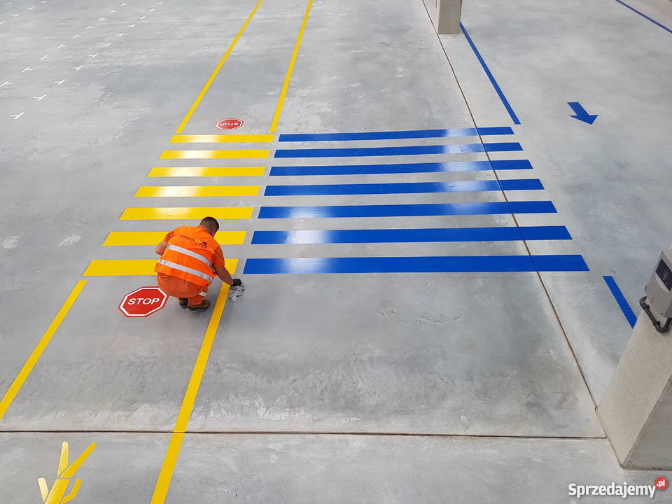 Malowanie linii oznakowanie poziome w hali Gliwice