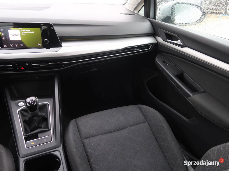 VW Golf 15 TSI Rok produkcji 2022 Katowice