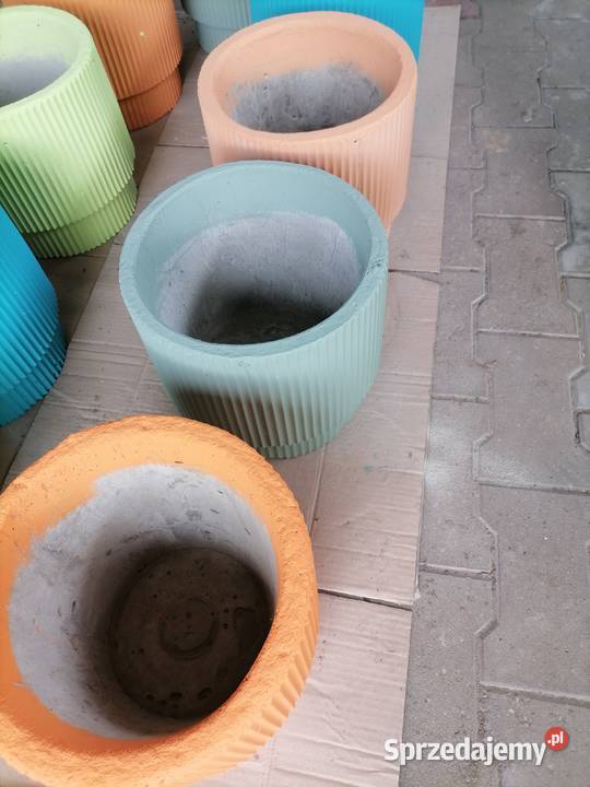 Donice z betonu Syców