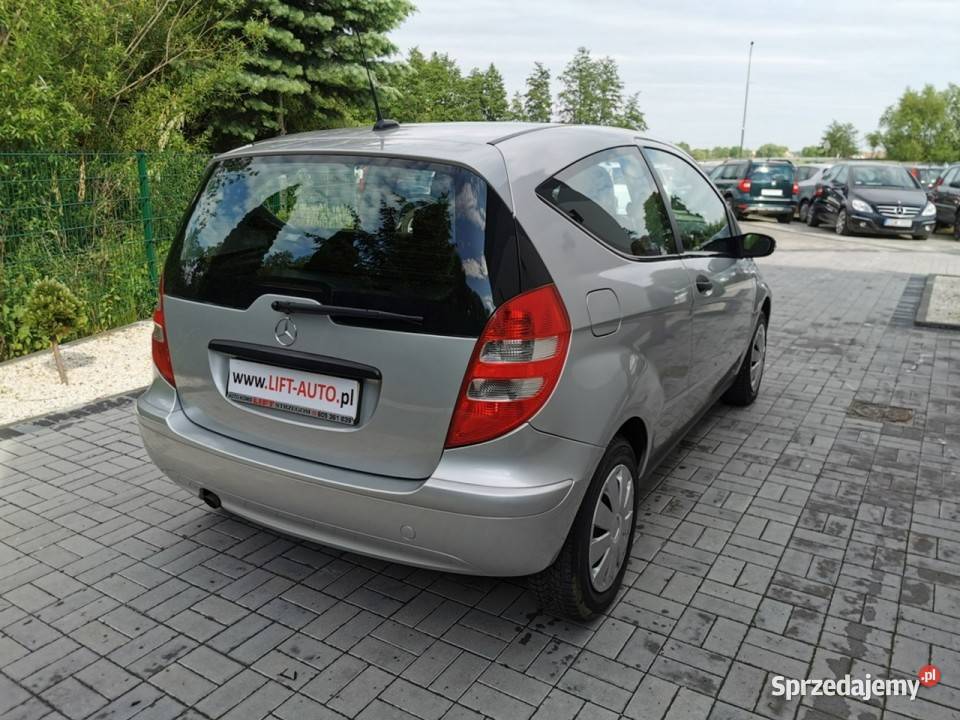 Mercedes A 170 17 Benzyna 116 Klimatyzacja klimatyzacja Strzegom sprzedam