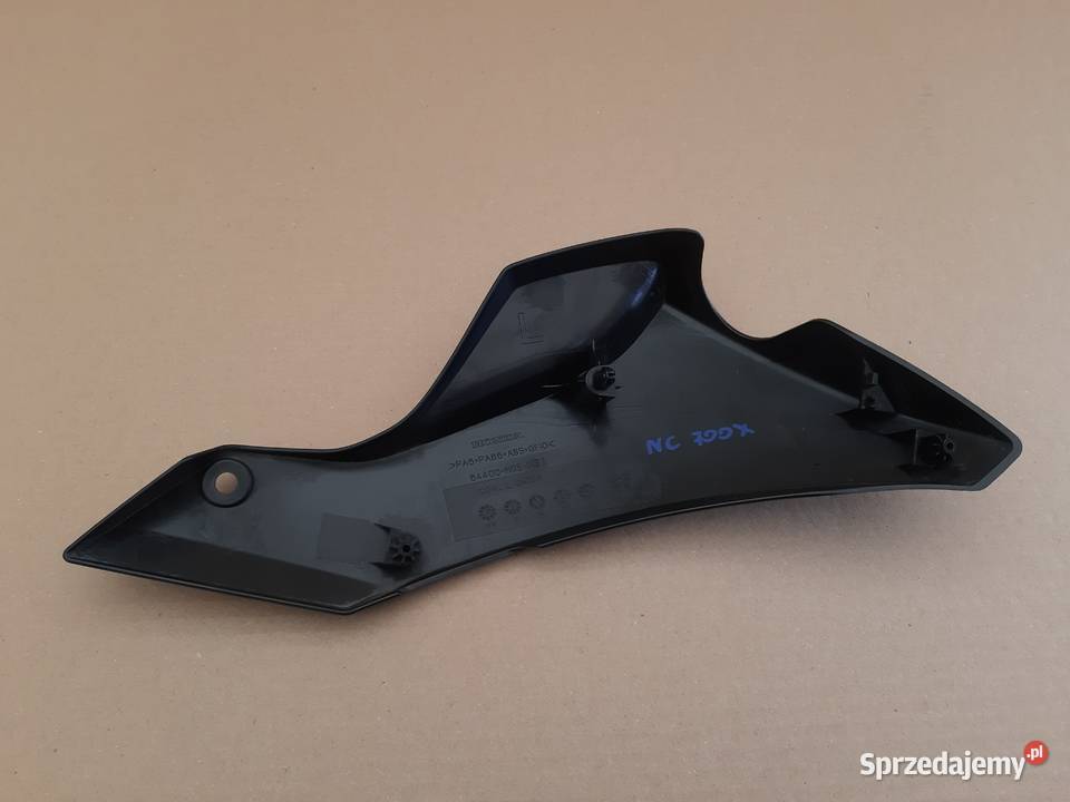 HONDA NC 700X OWIEWKA OSŁONA MASKOWNICA Bieleń