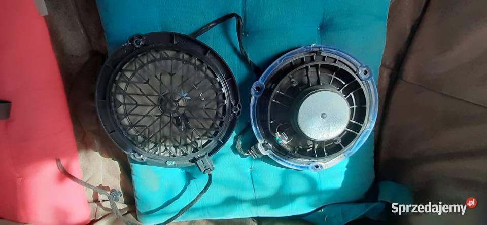 Schowek Opel Vivaro C nadkola prawe lewe tyl Nisko
