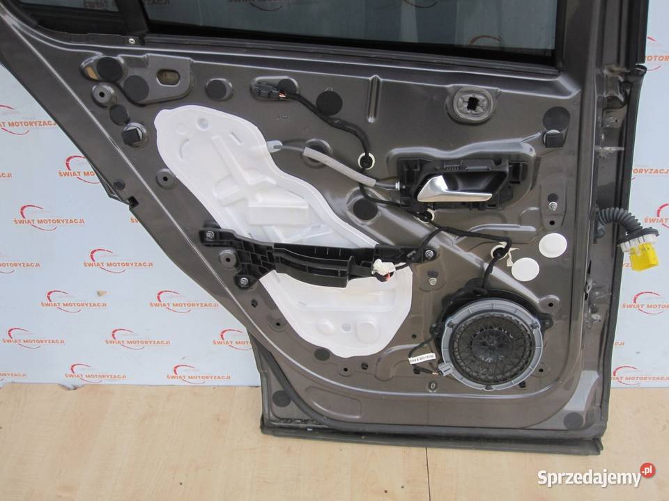 PEUGEOT 2008 II GT LINE 22r drzwi lewe tył
